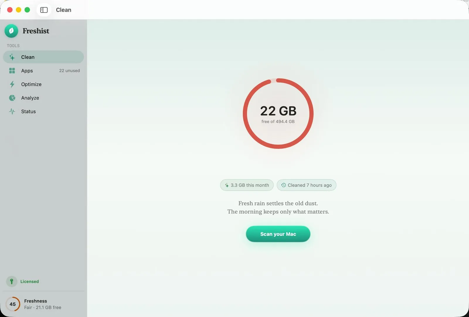 The Freshist window on the Clean tool: a sidebar with Clean, Apps (22 unused), Optimize, Analyze and Status, a red ring reading 22 GB free of 494.4 GB, chips for 3.3 GB this month and Cleaned 7 hours ago, and a green Scan your Mac button